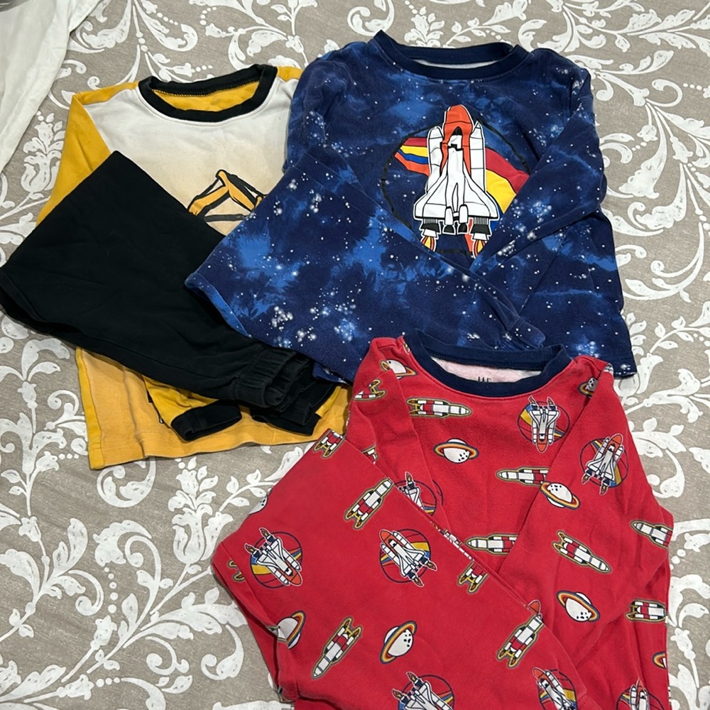3 PJ Sets - Pekkel - Picture 1 of 4